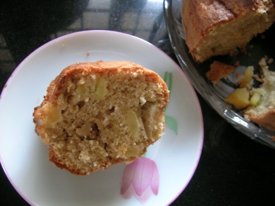 Healthy and Wholesome Teatime Apple Cake