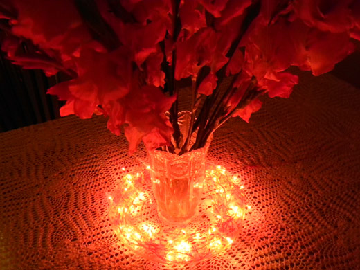 Simple floral decoration idea for your next party